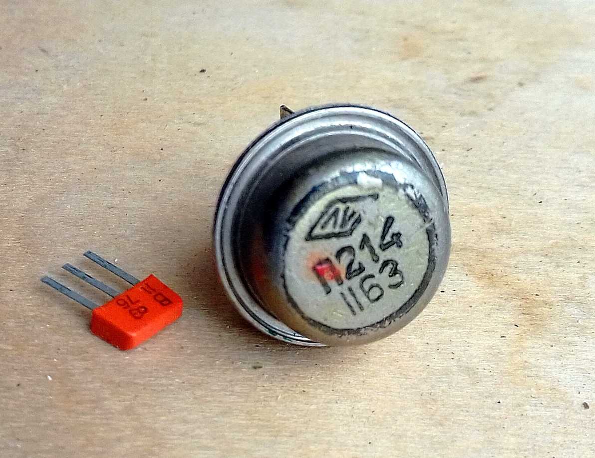 Транзистор irf840