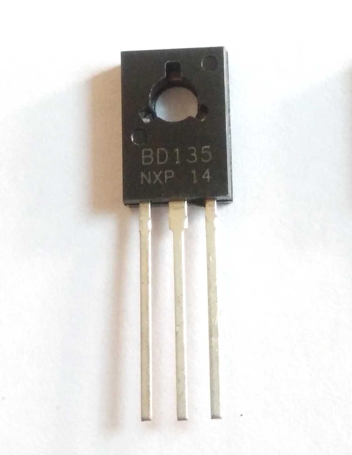 Транзистор bd140